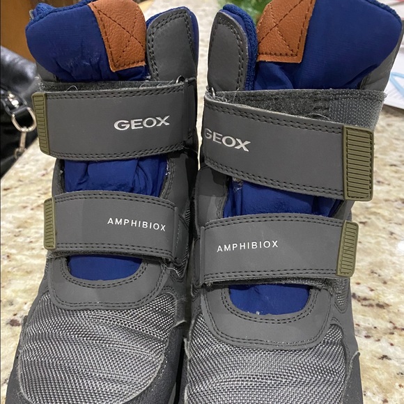 SOLD.Geox Amphibiox big boy winter boots size 6 - Picture 3 of 8